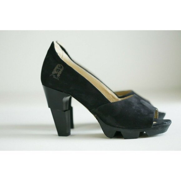 Like Smug by prophecy  Open Tie Black Suede Heels - Picture 1 of 11